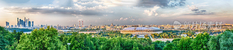 莫斯科市中心全景从麻雀山。俄罗斯