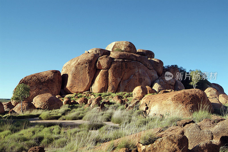 澳大利亚，北领地，岩石形成魔鬼大理石