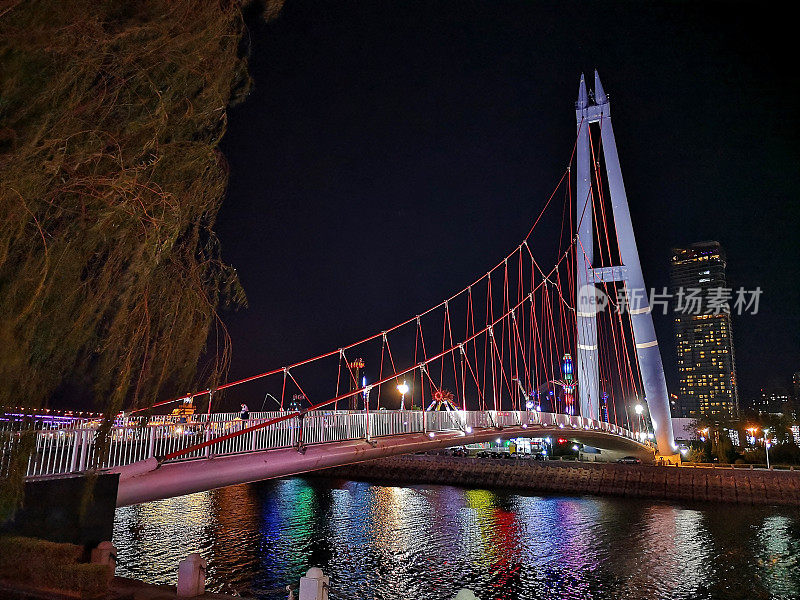 辽宁省大连市星海广场调月桥