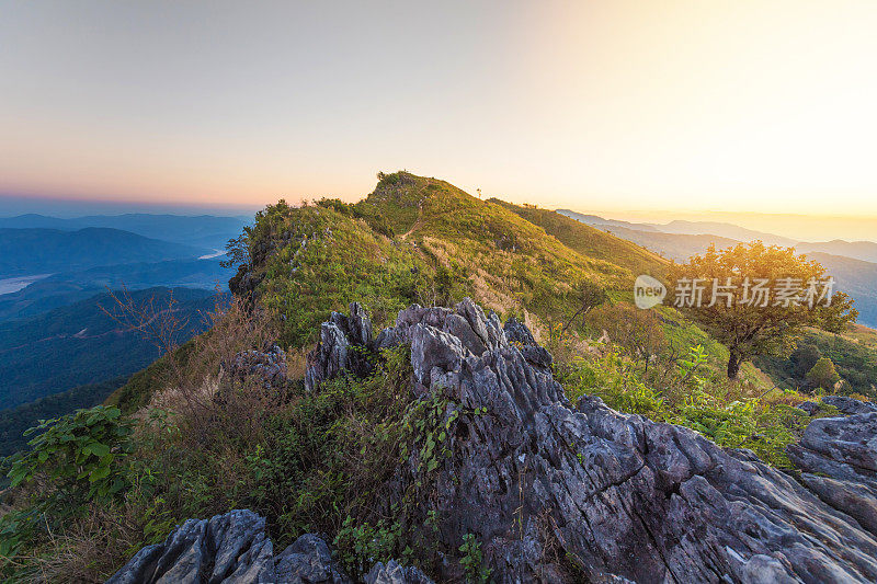 清莱和清迈自然景观，泰国北部日出美景