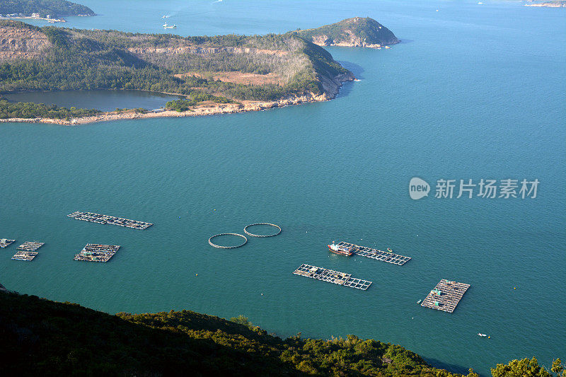 漂浮的捕鱼平台，高角度视图，南丫岛