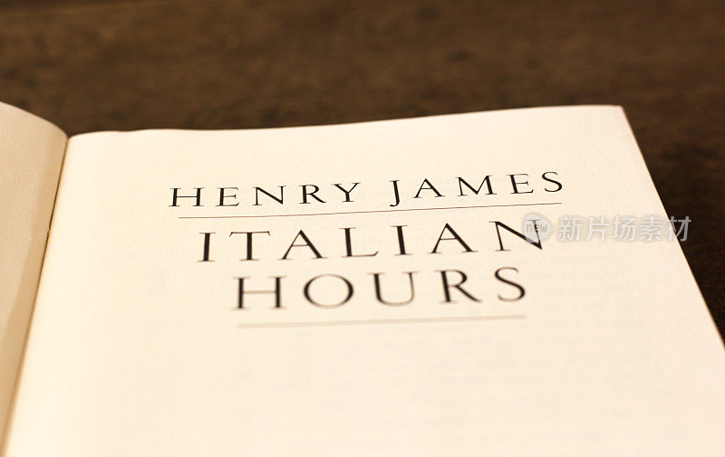 打开书，标题页:亨利詹姆斯意大利时间