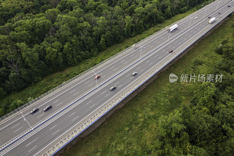 三车道公路(架空)