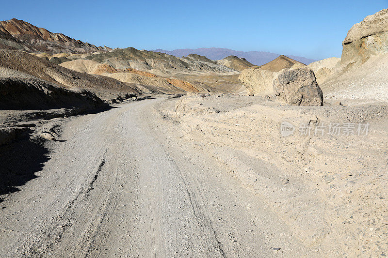 死亡谷的沙漠荒地