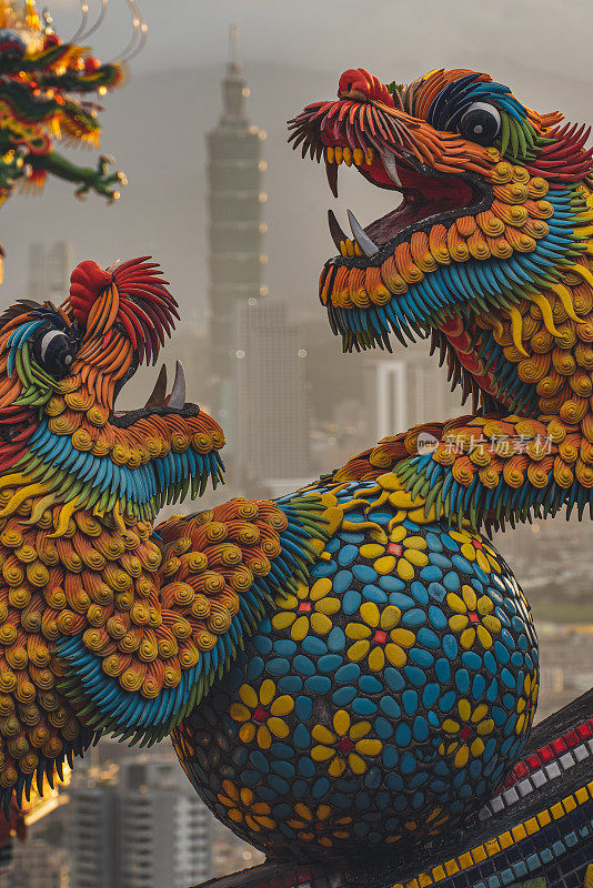 台湾雕刻的龙和狮子与台北市，台湾