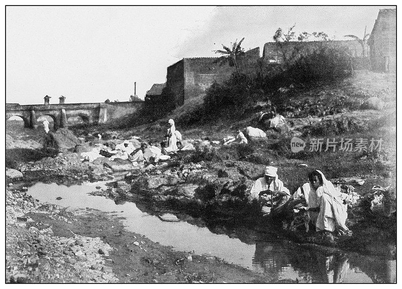 古色古香的黑白照片:古巴比那尔德里约热内卢省的小溪