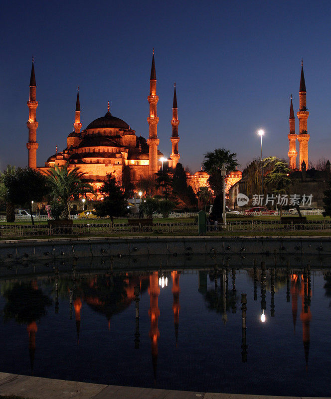 蓝色清真寺之夜