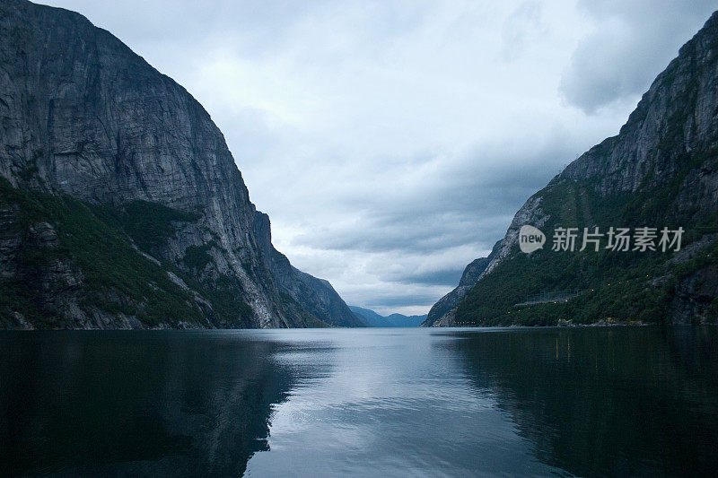 Lysefjorden在挪威