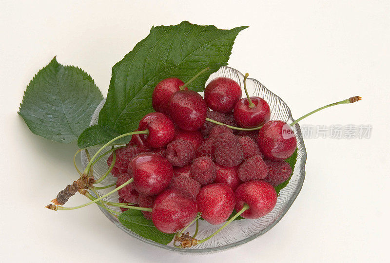 红色Raspberries&Cherries