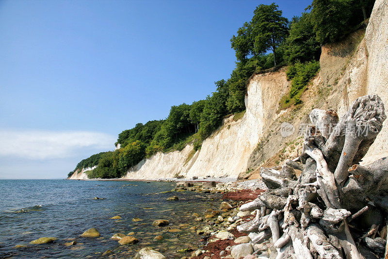 位于德国吕根岛的波罗的海海岸