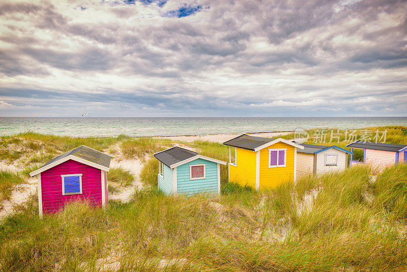 瑞典海岸的小木屋