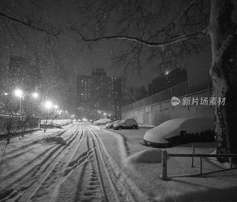 降雪在曼哈顿