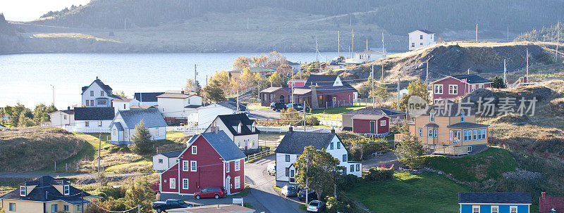 纽芬兰历史悠久的三一渔村