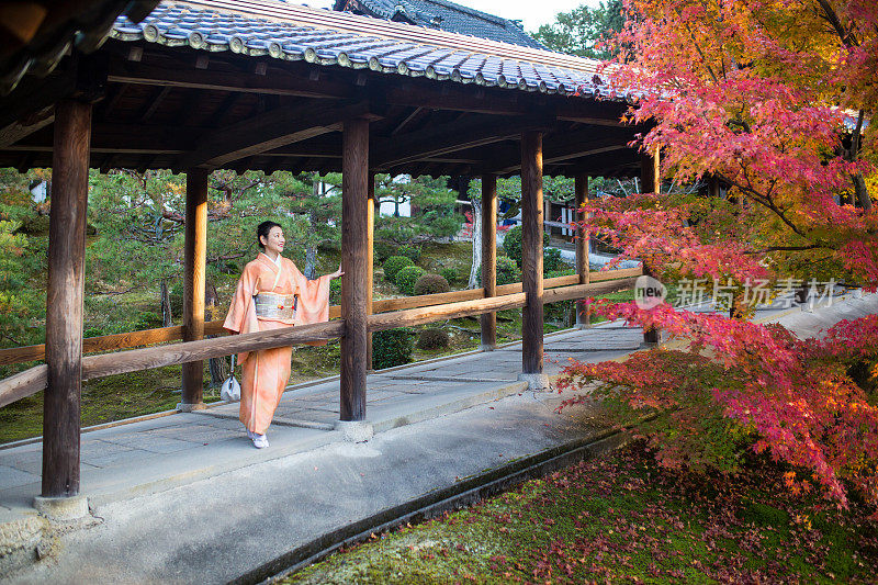 一个女人在东福寺