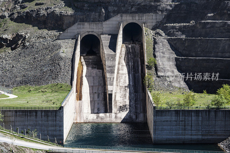 大坝排水通道