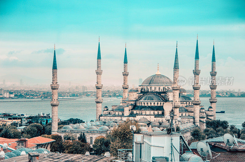 在土耳其的Instanbul圣索菲亚大教堂的宏伟景色