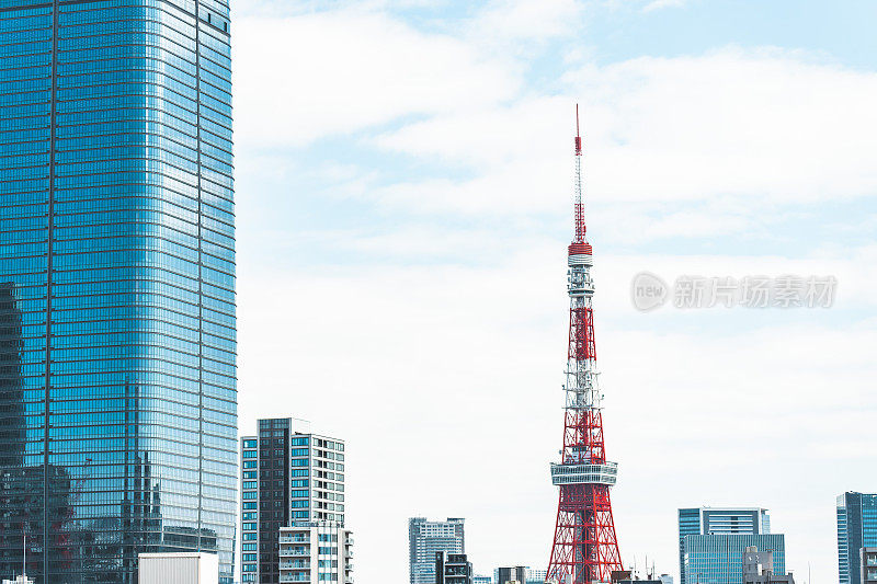 东京的高层建筑和东京塔