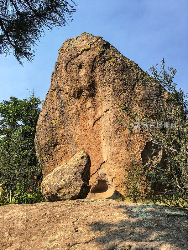 埃尔登山上的巨石