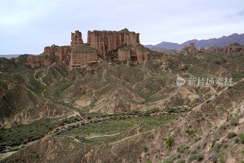 中国甘肃张掖冰沟丹霞地质公园的罗浮岩