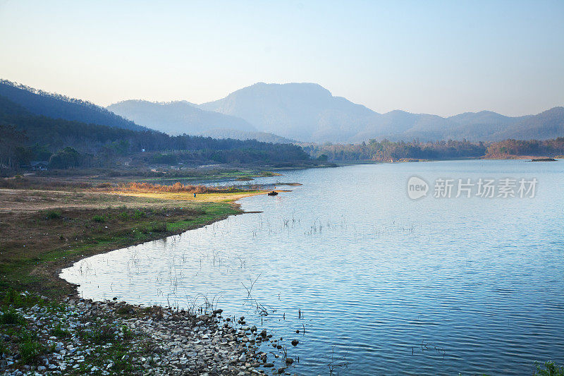 慧澜湖的清晨和日出全景