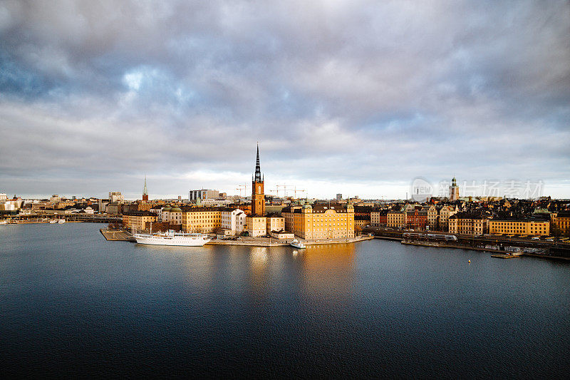 斯德哥尔摩日出时的天际线，瑞典，斯堪的纳维亚