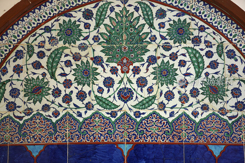 奥斯曼帝国时期的墙壁瓷砖细节