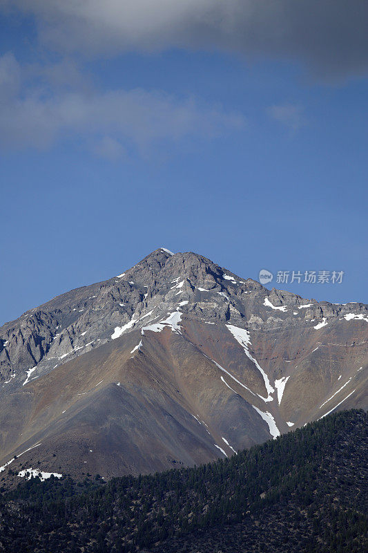 山峰