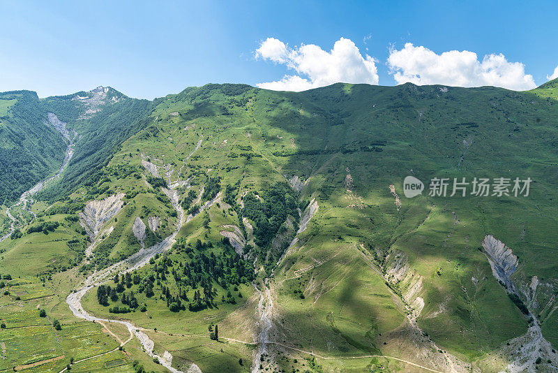 格鲁吉亚卡兹贝吉的高加索山脉