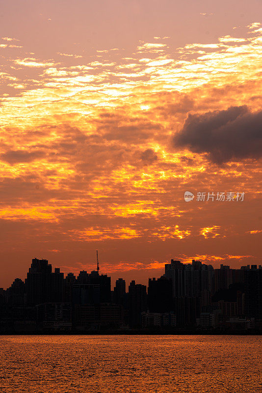 日落时的香港维多利亚港