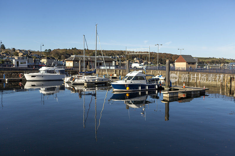 英国苏格兰格拉斯哥附近的布特岛罗塞港和wemyss湾镇