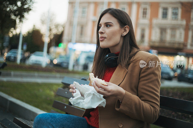 漂亮的女人