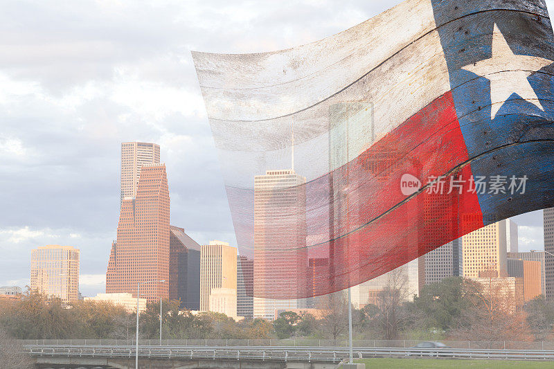 休斯顿，德克萨斯州，美国市中心天际线与州旗。