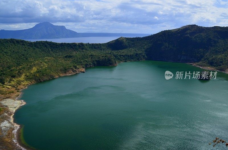 塔尔火山岛，菲律宾