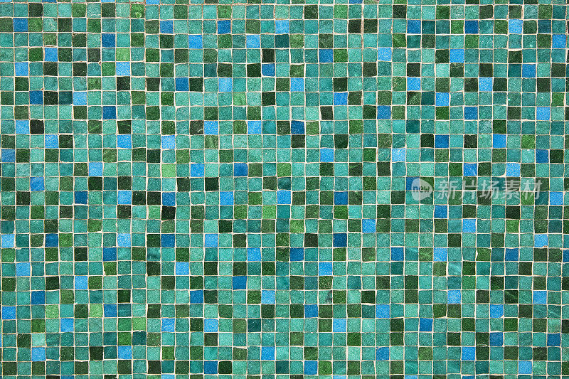 蓝色，绿色，绿松石和蓝绿色马赛克瓷砖背景