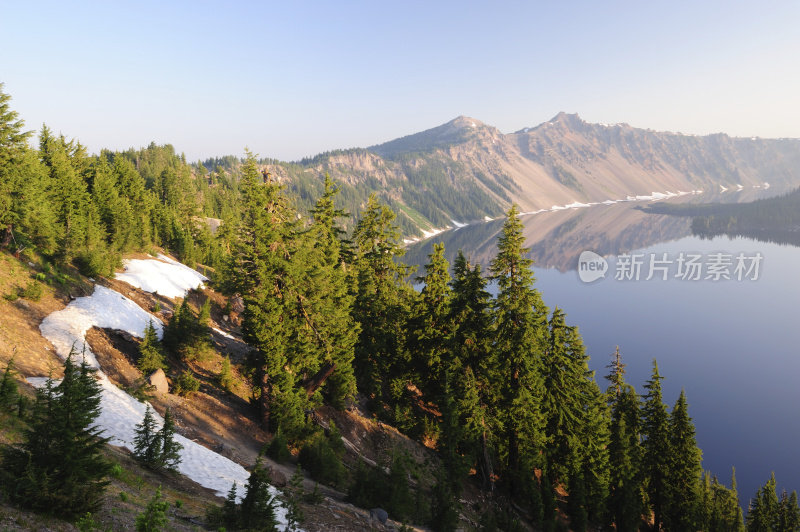 风景优美的火山口湖