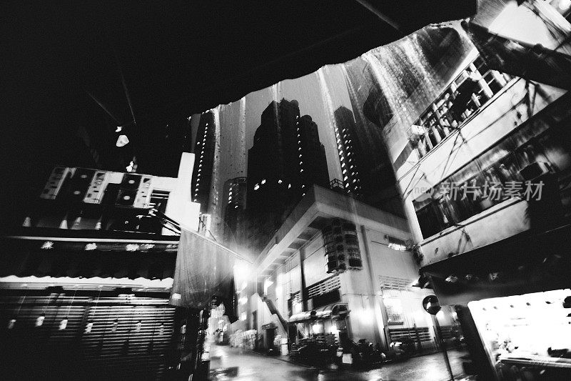 香港的雨夜。