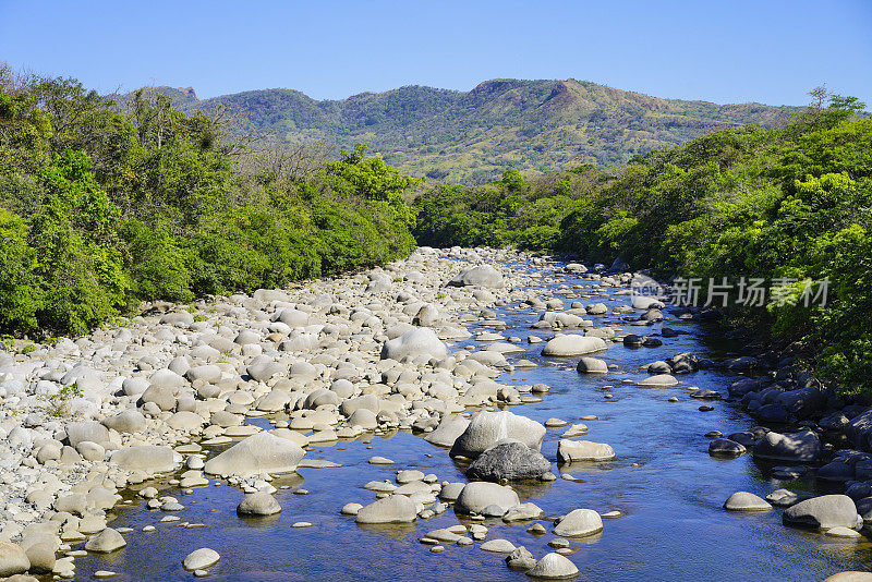 巴拿马Boquete镇附近的里约热内卢Caldera河