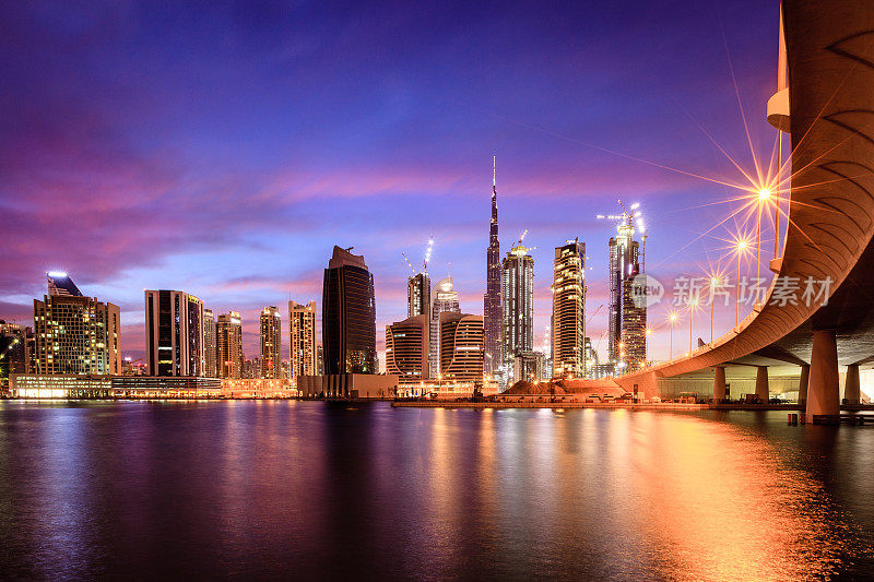 迪拜市中心摩天大楼
