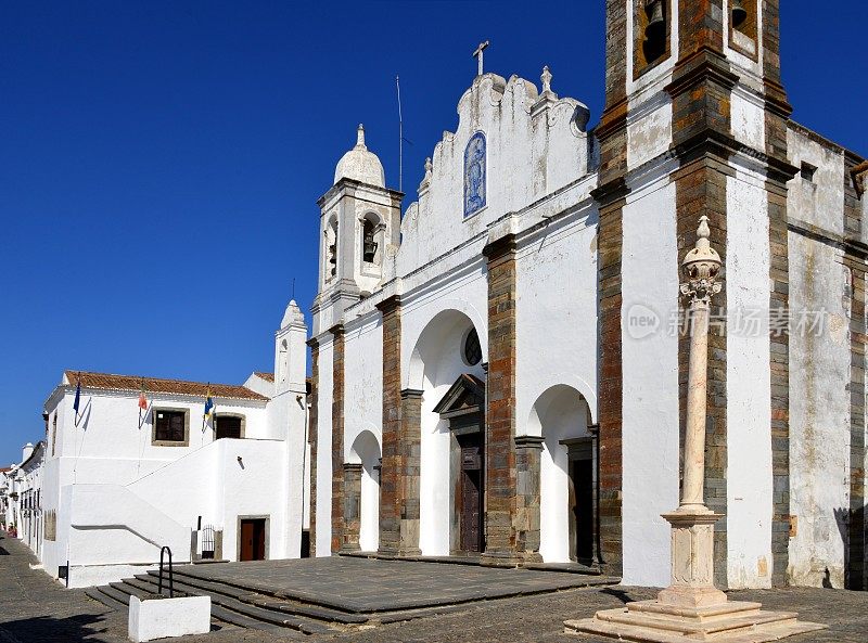 蒙萨拉兹主广场-泻湖圣母教堂，倾斜的颈手枷，16世纪，葡萄牙阿连特约
