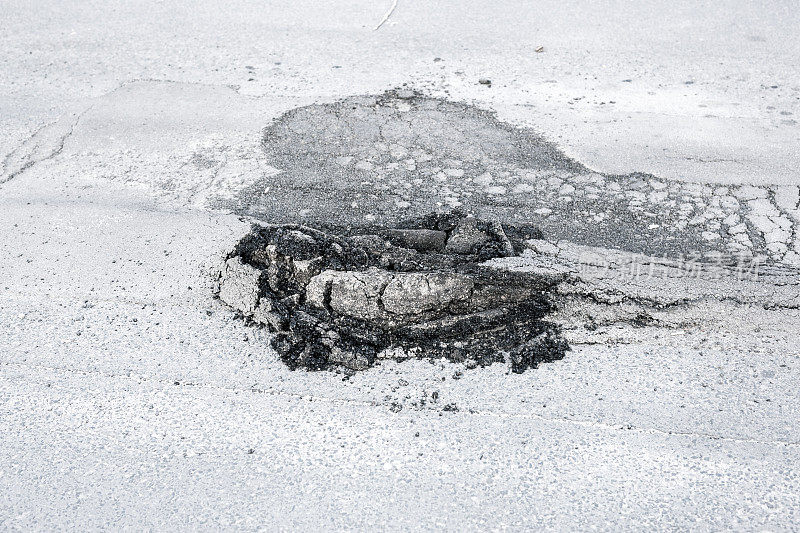 破碎的道路