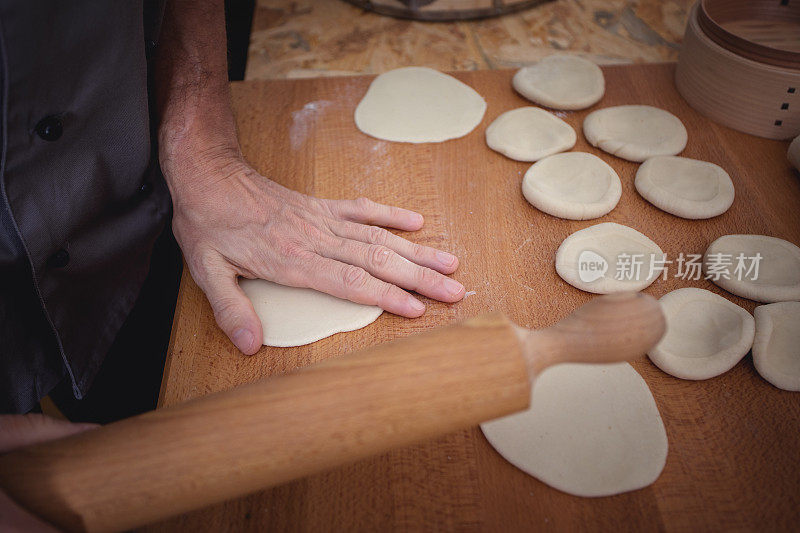 中国饺子的制作工艺