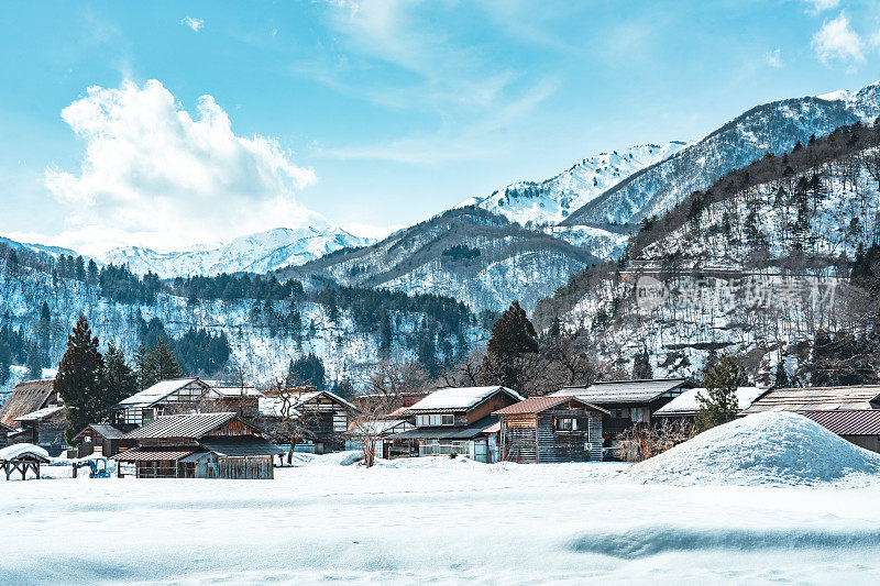 白川乡的日本，白雪皑皑