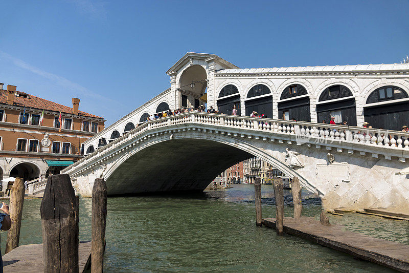 意大利威尼斯的里亚托桥
