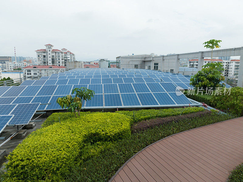 该公园利用太阳能发电