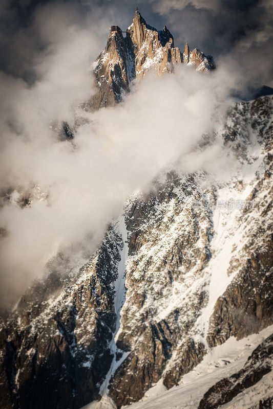 云中山顶