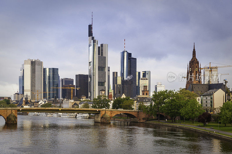法兰克福主要金融区银行摩天大楼未来的天际线德国