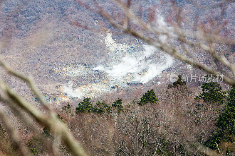 日本箱根的大浪谷