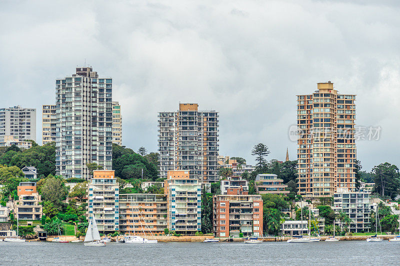 悉尼港沿岸的住宅楼