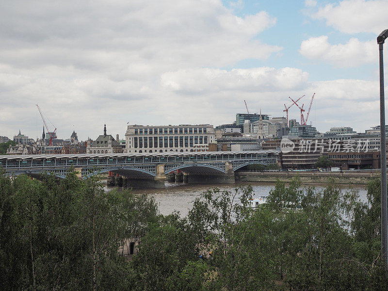 伦敦的黑衣修士桥