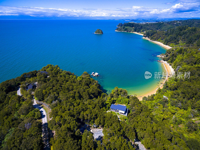 拆分苹果岩海滩鸟瞰图